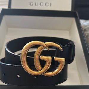 Gucci belt size 75-30